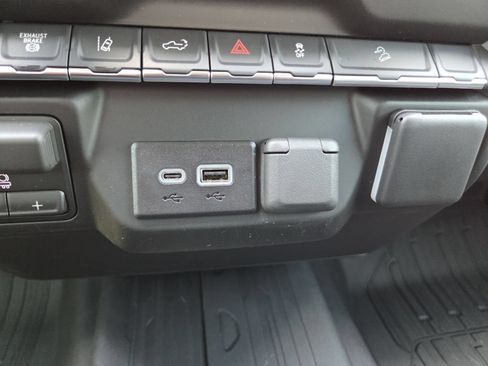 New 2026 GMC Sierra 2500 Pro AWD/4WD image 27