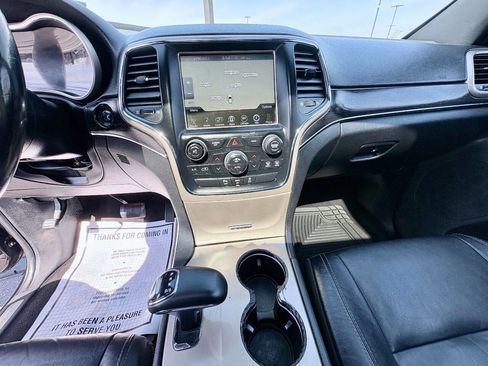 Used 2014 Jeep Grand Cherokee Limited w/ Trailer Tow Group IV image 14