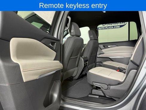 New 2026 Chevrolet Traverse LT w/ Driver Confidence Package AWD/4WD image 14
