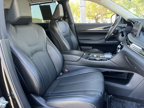Certified 2023 INFINITI QX60 Luxe w/ Performance Audio Package FWD image 23