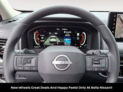New 2025 Nissan Rogue SL w/ Tech Package AWD/4WD image 17