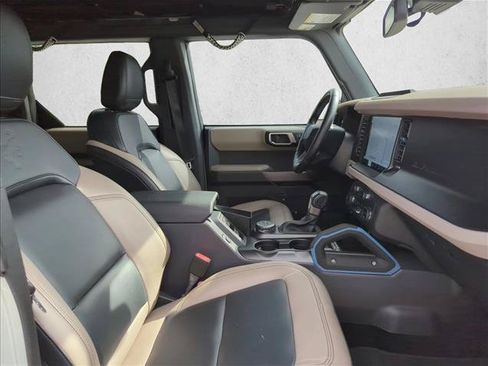 Used 2023 Ford Bronco Wildtrak AWD/4WD image 25