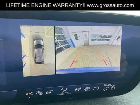 Used 2025 Buick Enclave Preferred AWD/4WD image 17