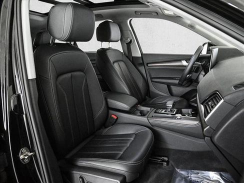 Used 2023 Audi Q5 2.0T Premium Plus w/ Premium Plus Package AWD/4WD image 22