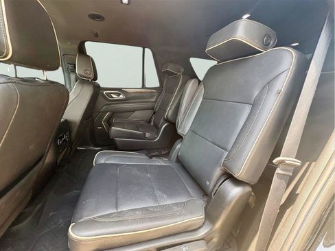 Used 2023 Chevrolet Tahoe Premier RWD image 11