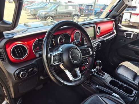 Used 2018 Jeep Wrangler Unlimited Rubicon AWD/4WD image 15