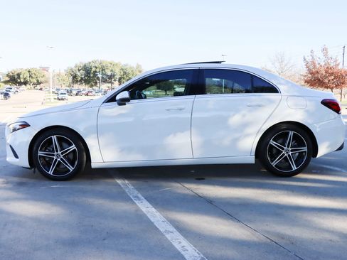 Used 2019 Mercedes-Benz A 220 image 4