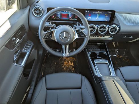 Used 2026 Mercedes-Benz GLA 250 4MATIC image 22