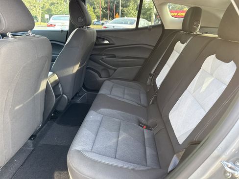 Used 2024 Chevrolet Trax LS w/ Driver Confidence Package image 10