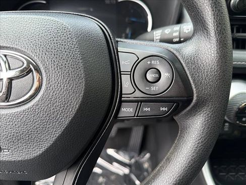 Used 2025 Toyota RAV4 LE image 15