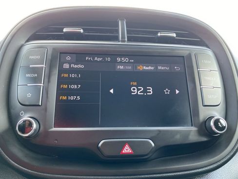 Used 2025 Kia Soul LX w/ LX Technology Package image 24