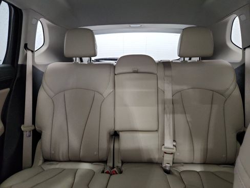 Used 2019 Buick Envision Essence image 29