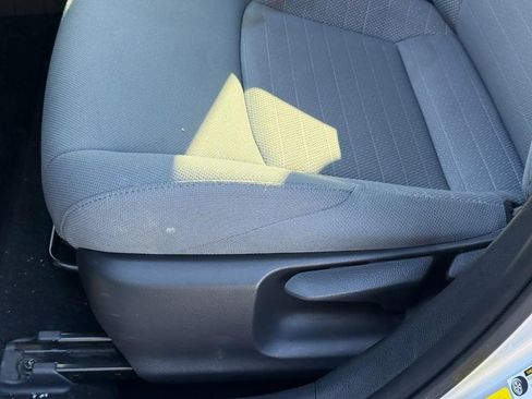 Used 2020 Toyota Corolla SE image 17