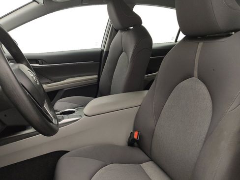 Used 2024 Toyota Camry LE image 17