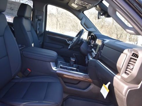New 2026 Chevrolet Silverado 1500 LT image 15