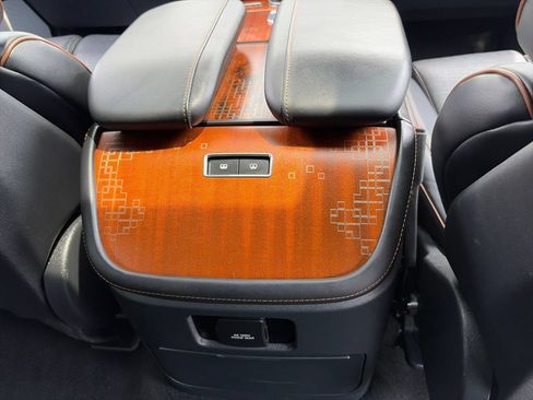 Used 2025 Lincoln Navigator L Black Label AWD/4WD image 40