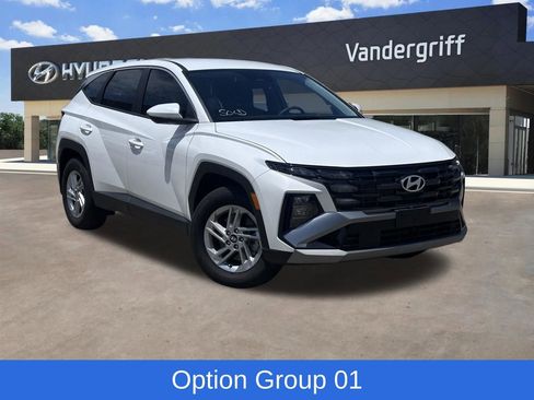 Used 2026 Hyundai Tucson SE FWD image 1