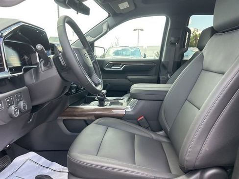 New 2026 Chevrolet Silverado 1500 LT Trail Boss w/ Convenience Package II AWD/4WD image 15