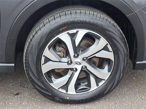 Certified 2022 Subaru Outback Limited XT image 8