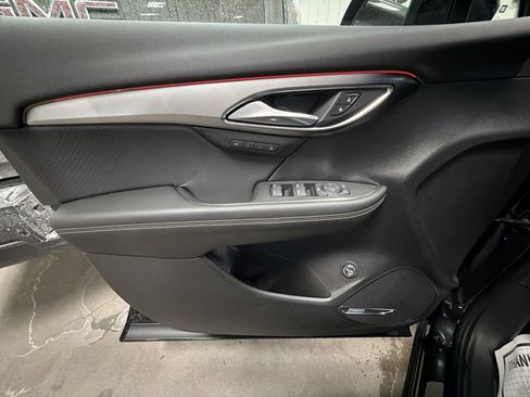 New 2026 Buick Envision Sport Touring image 22