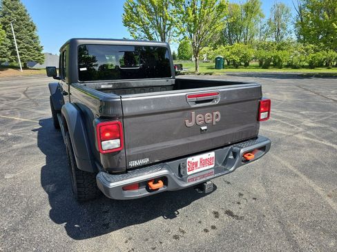 Used 2022 Jeep Gladiator Mojave w/ Cold Weather Group AWD/4WD image 3