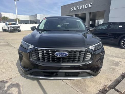 New 2026 Ford Escape Active image 2