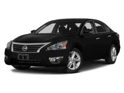 Used 2015 Nissan Altima 2.5 SL w/ Moonroof Package