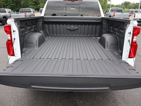 New 2026 Chevrolet Silverado 1500 LTZ w/ LTZ Premium Package AWD/4WD image 30