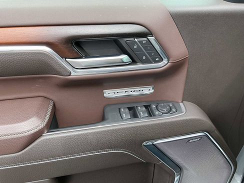 Used 2024 GMC Sierra 1500 Denali w/ Denali Reserve Package image 21