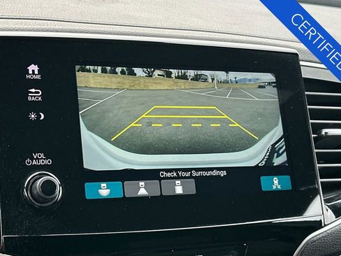 Certified 2022 Honda Pilot Sport image 23