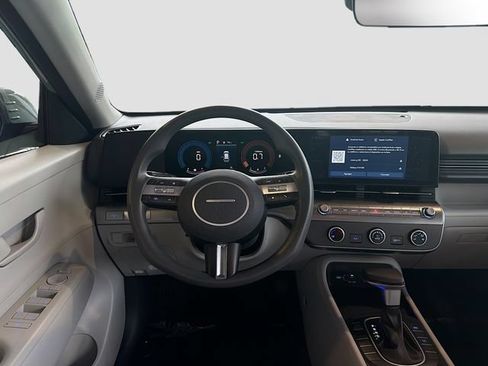 Certified 2025 Hyundai Kona SE FWD image 21