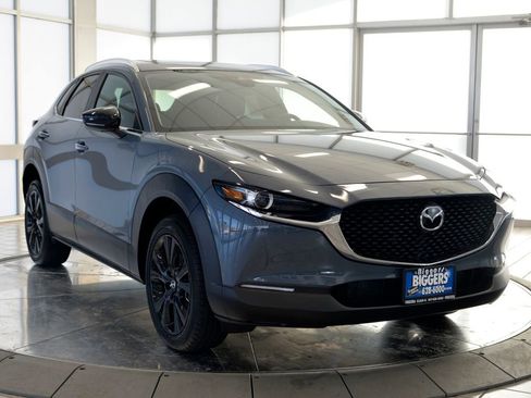 Used 2022 MAZDA CX-30 AWD 2.5 S w/ Preferred Package image 2