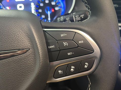 New 2026 Chrysler Pacifica Select image 22