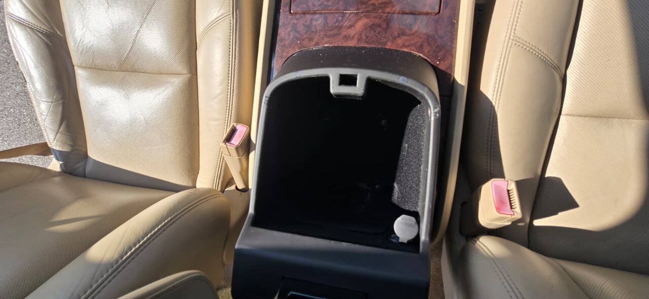 Used 2009 Cadillac Escalade ESV AWD image 41