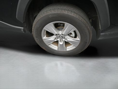 Certified 2025 Toyota RAV4 XLE image 36