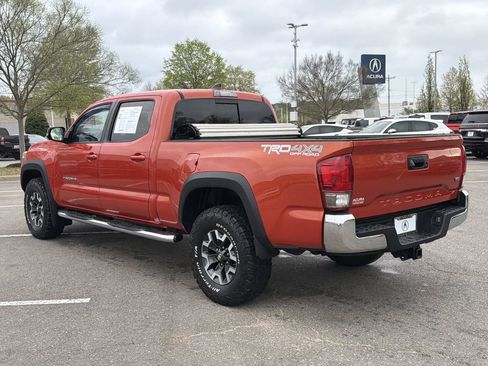 Used 2017 Toyota Tacoma TRD Off-Road w/ Tow Package image 5