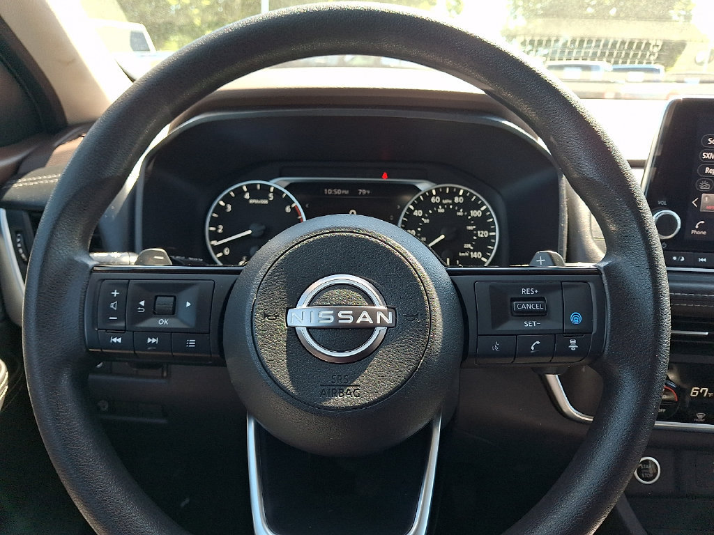 Used 2023 Nissan Rogue SV AWD/4WD image 19