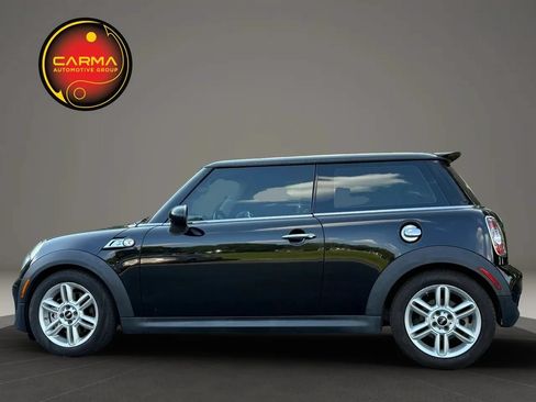 Used 2011 MINI Cooper S FWD image 2