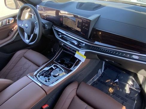 Used 2026 BMW X5 xDrive50e w/ Premium Package AWD/4WD image 12