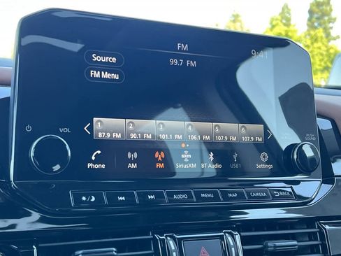 New 2025 Nissan Pathfinder Platinum image 21