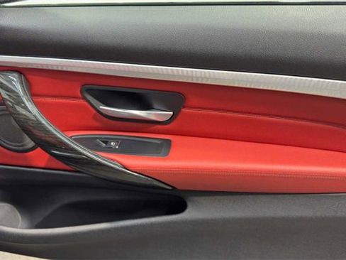 Used 2018 BMW 430i Convertible image 14