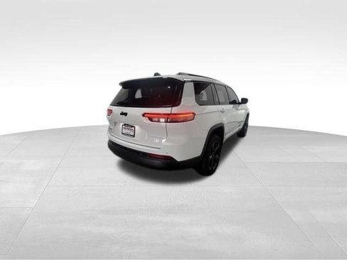 Certified 2023 Jeep Grand Cherokee L Altitude AWD/4WD image 8