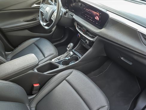 Used 2024 Buick Encore GX Sport Touring AWD/4WD image 12