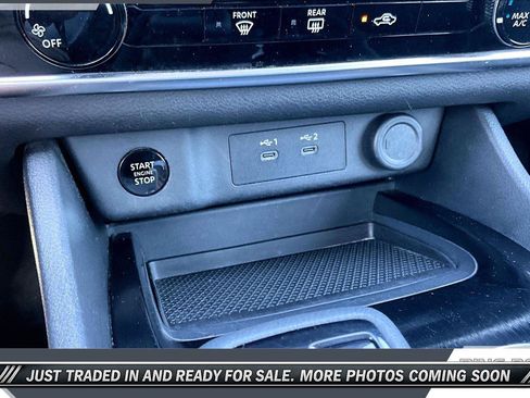 Used 2024 Nissan Rogue S AWD/4WD image 24