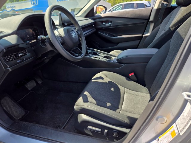 Used 2024 Honda Accord EX image 10