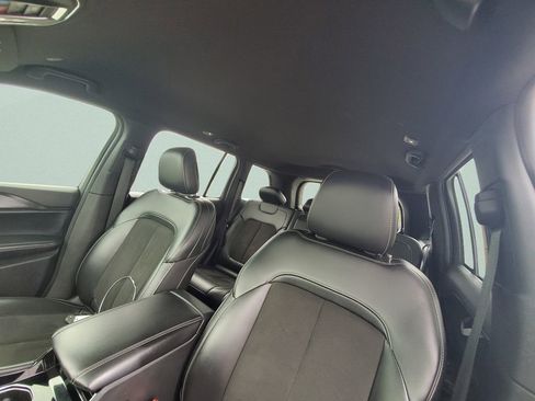 Used 2023 Jeep Grand Cherokee Altitude RWD image 18