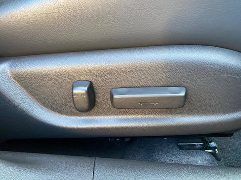 Used 2010 Acura TSX Sedan image 55