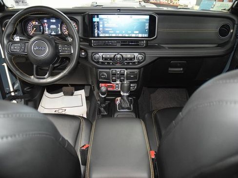 Used 2024 Jeep Wrangler Unlimited Rubicon 392 image 36