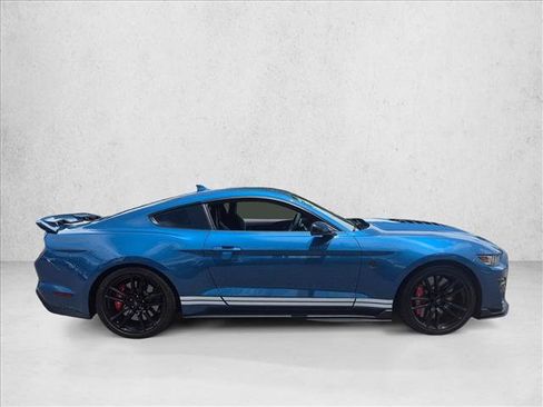 Used 2020 Ford Mustang Shelby GT500 w/ Technology Package RWD image 4