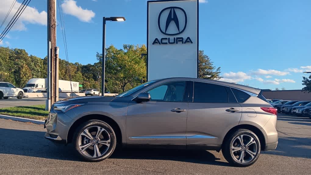 Used 2025 Acura RDX w/ Technology Package AWD/4WD image 2